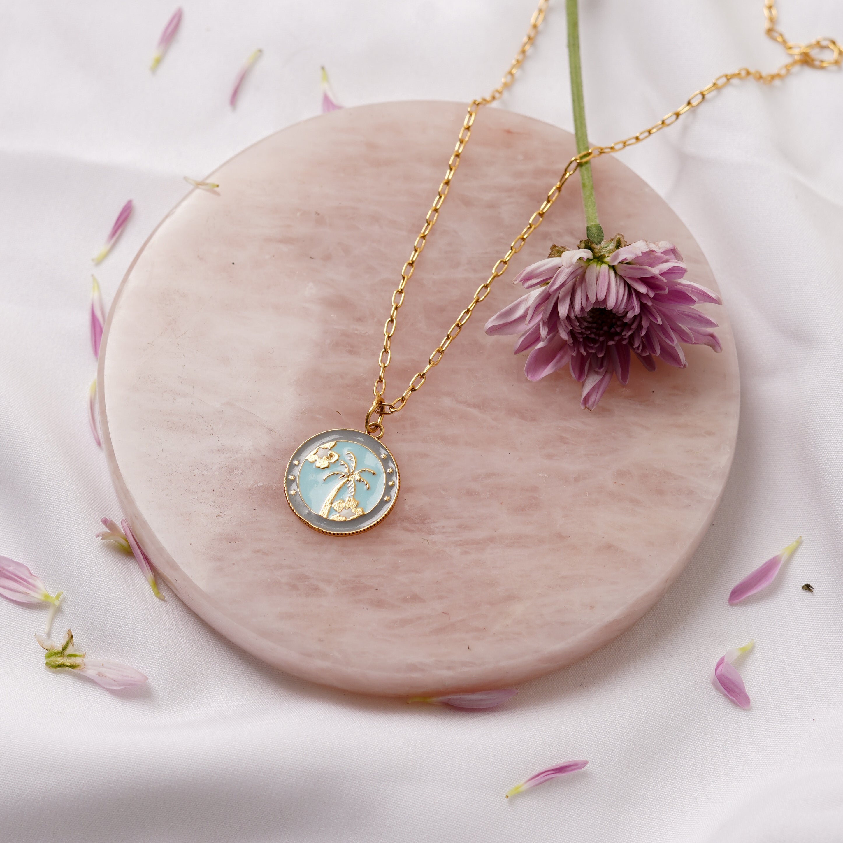 Beachy Necklace Beachy Necklace