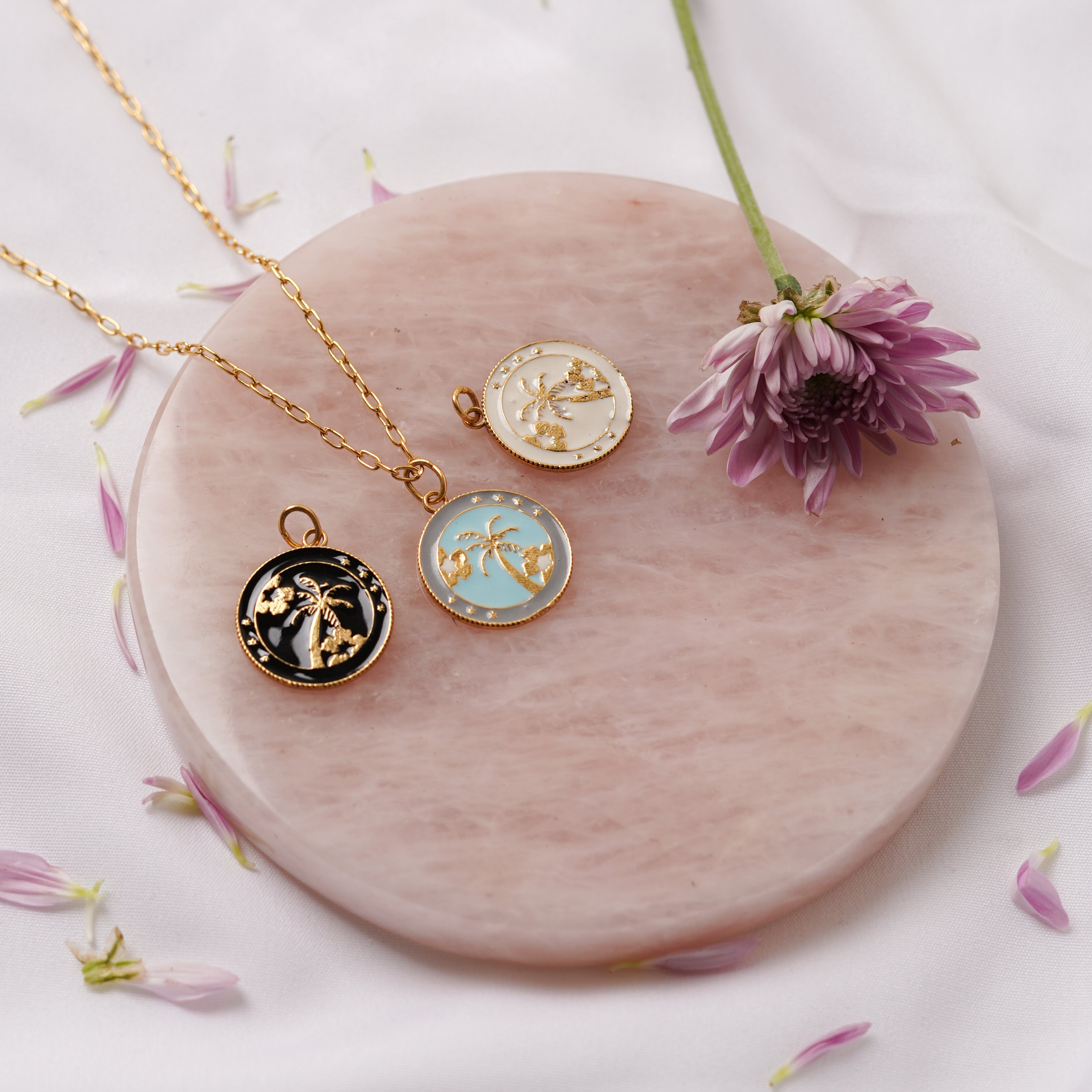 Beachy Necklace Beachy Necklace