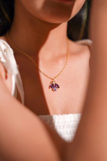 Honey Bee Pendant Necklace Honey Bee Pendant Necklace