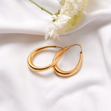 Oval Hoops Oval Hoops