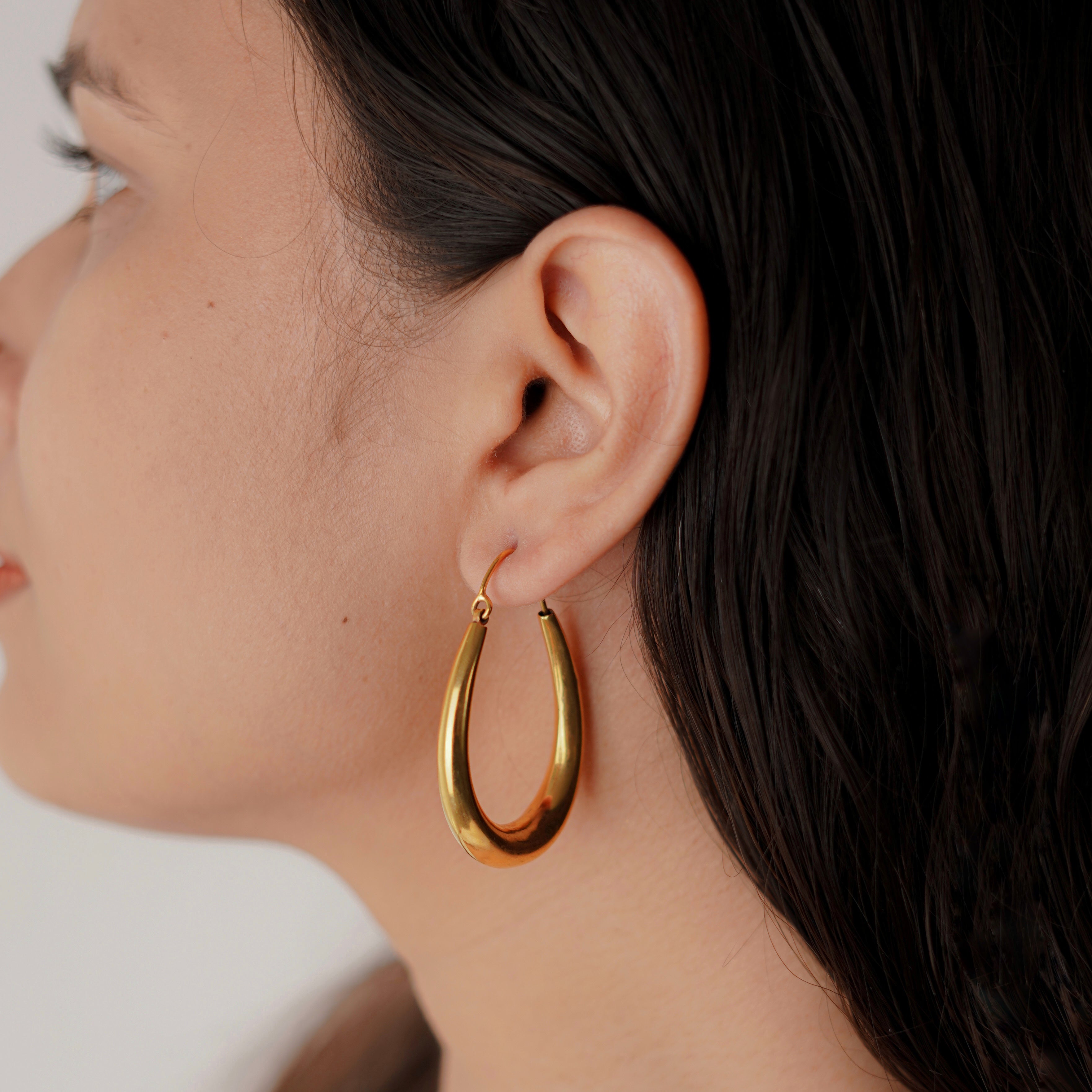 Oval Hoops Oval Hoops