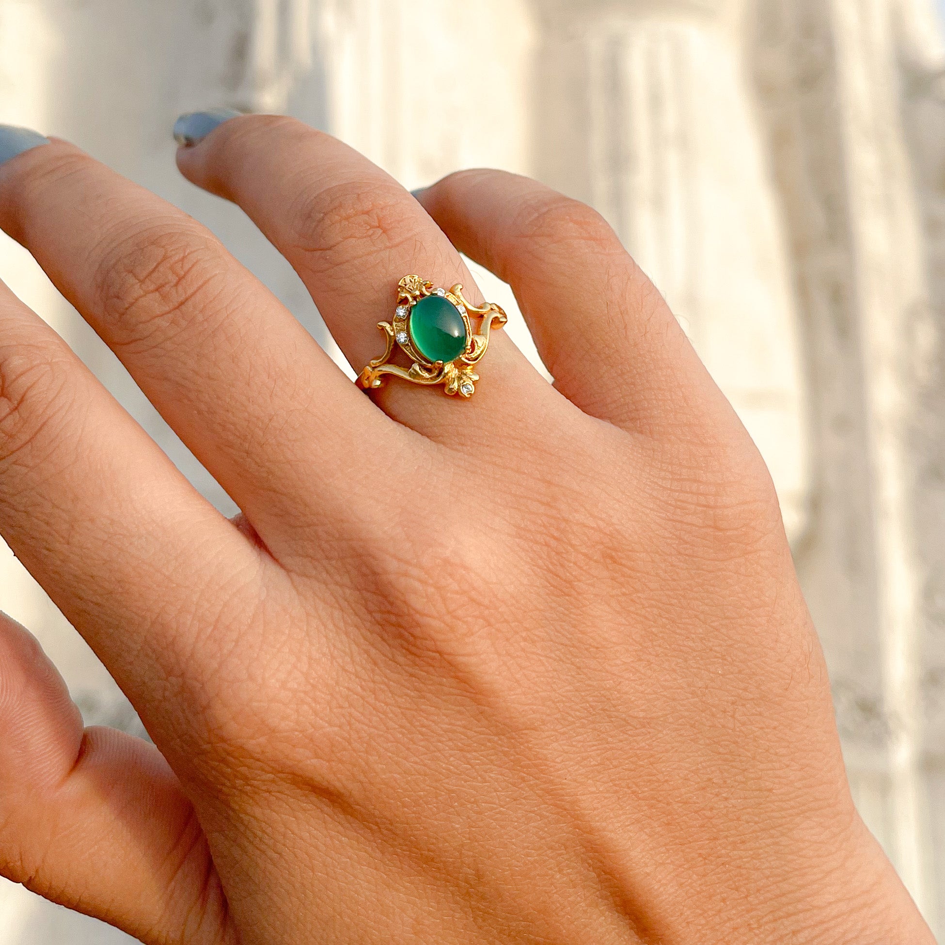 The Vintage Beauty The Vintage Beauty