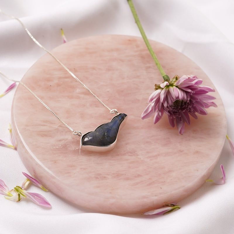 92.5 Sterling Silver Carved Bird Necklace