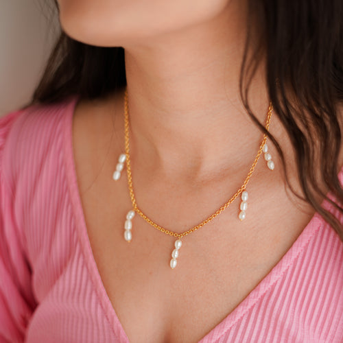 Dangling Pearl Necklace Set